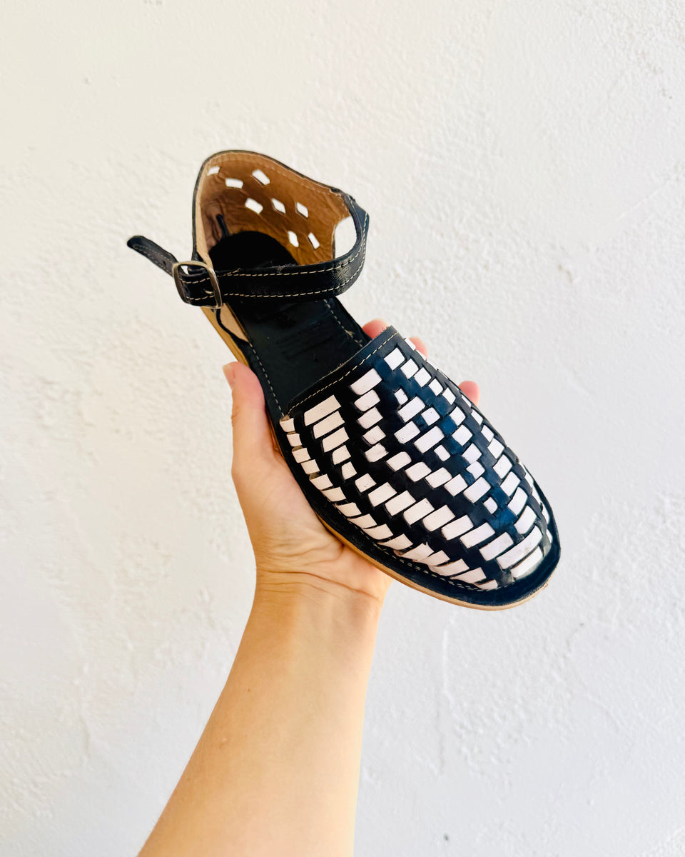 Nola Sandals in Black and White