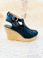 Load image into Gallery viewer, black huarache wedges
