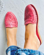 Load image into Gallery viewer, pink slip on huaraches

