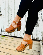 Load image into Gallery viewer, cognac leather high heels
