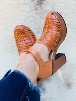 Load image into Gallery viewer, cognac leather high heels

